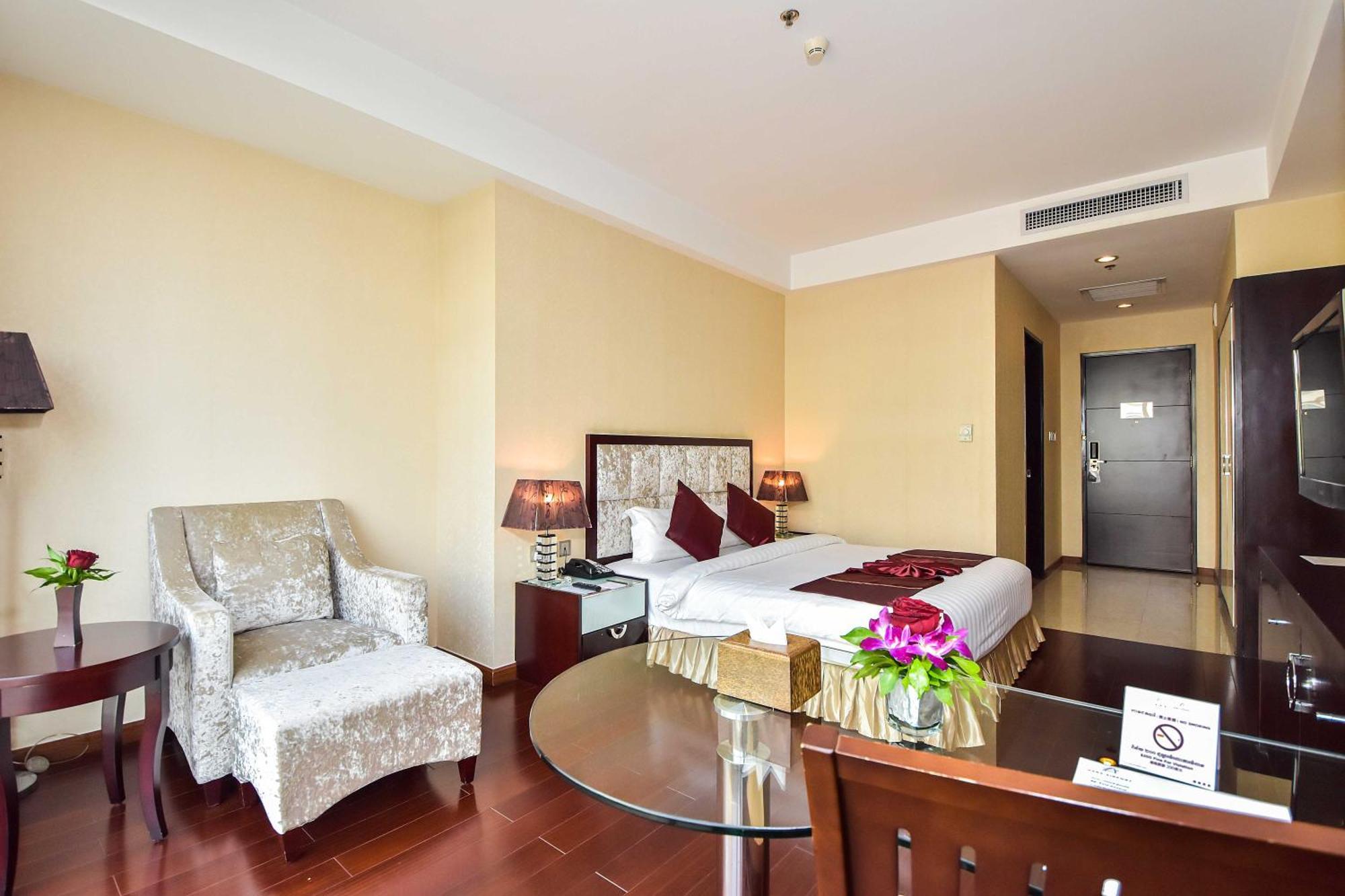 Dara Airport Hotel Phnom Penh Exterior foto