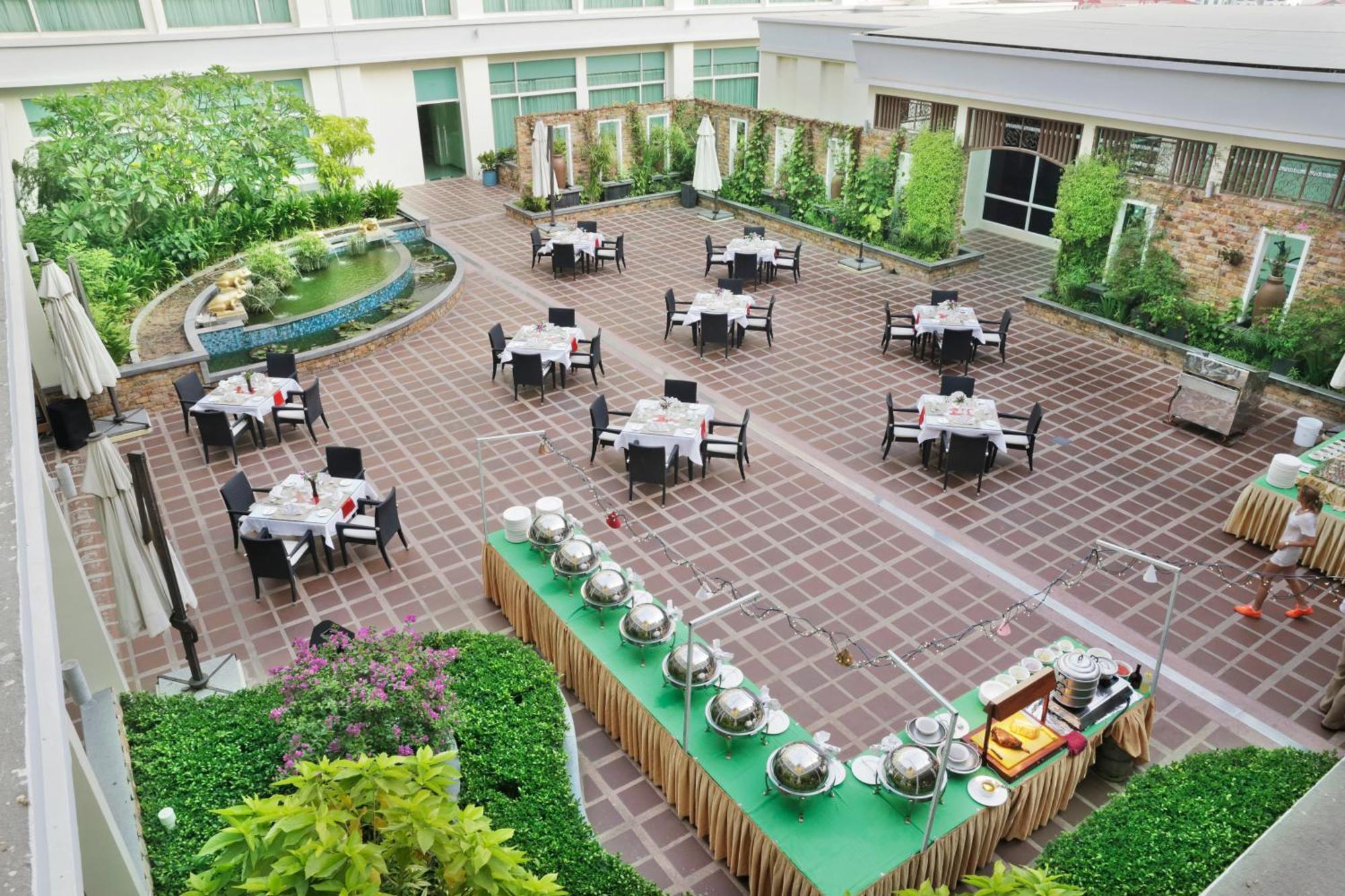 Dara Airport Hotel Phnom Penh Exterior foto