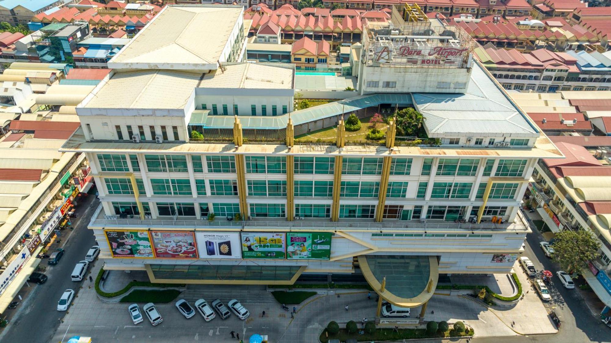 Dara Airport Hotel Phnom Penh Exterior foto